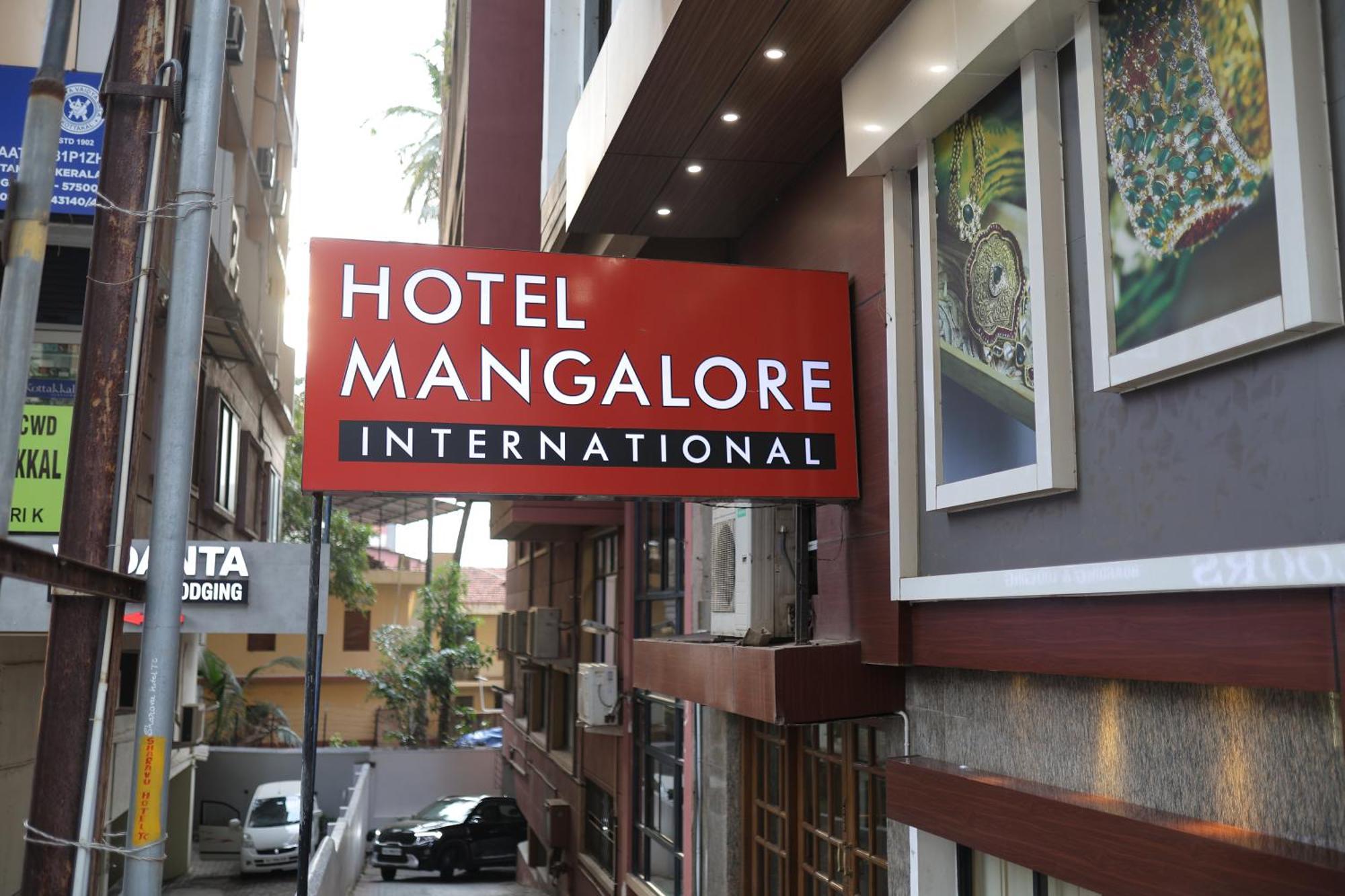 Hotel Mangalore International Exterior foto